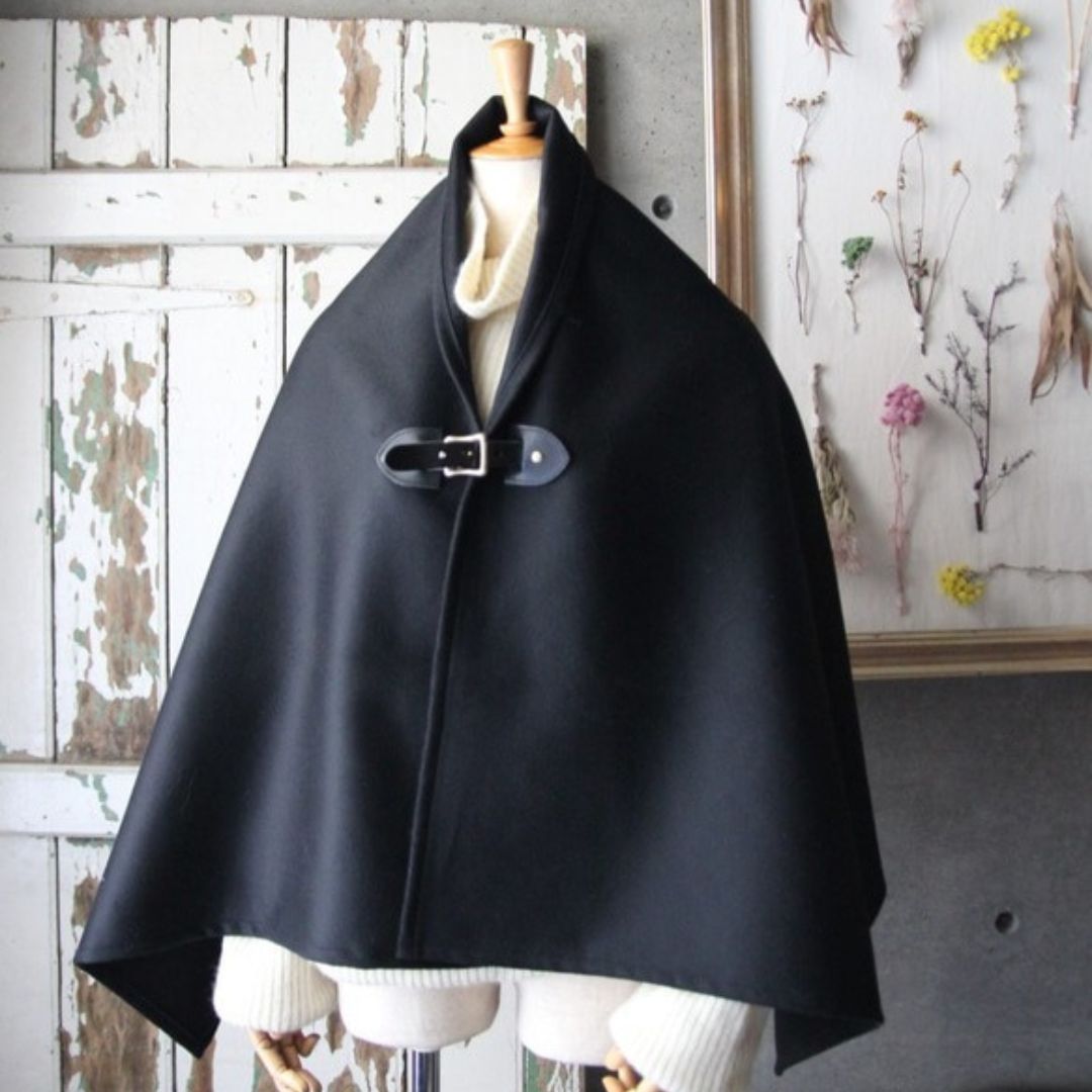 【カシミア100%】ポンチョ ブラック×黒色レザー　